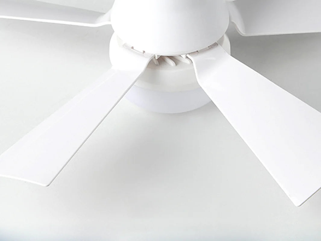 BrisaLuz Pro™ Ventilador LED de Aspas Elegante