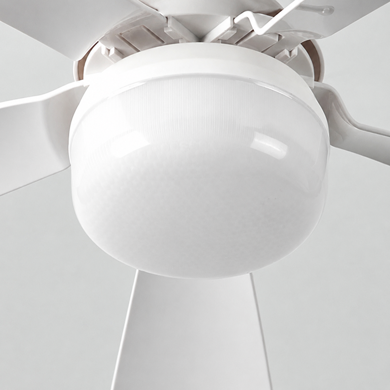 Ventilador con Luz LED 2 en 1 BrisaLux